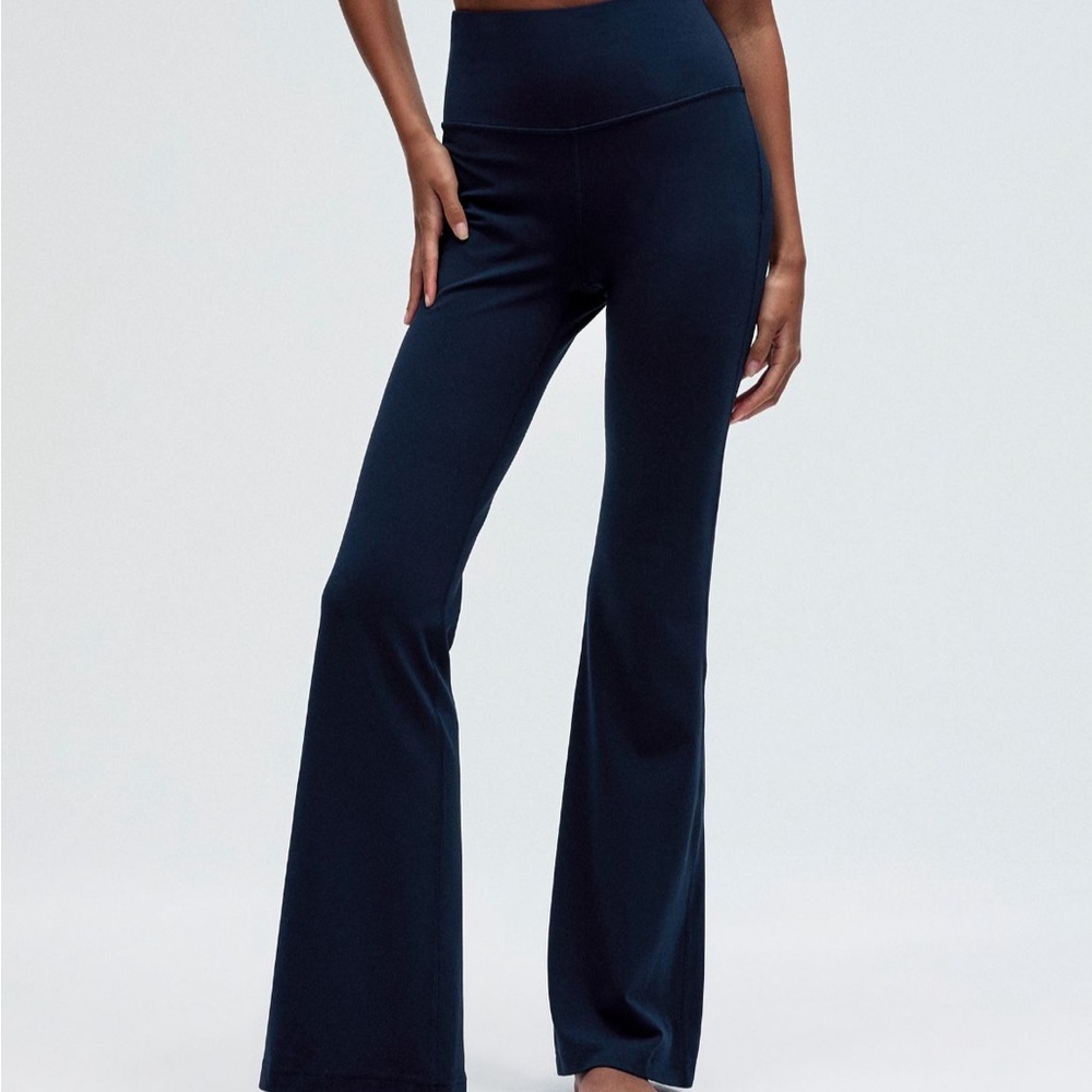 lululemon groove SHR flare leggings
